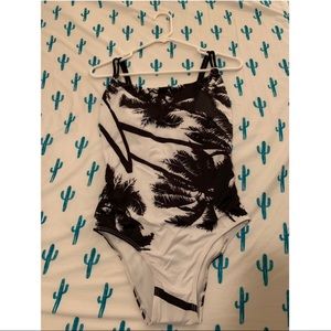 One piece bathing suit